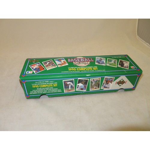 95 - Baseball Cards - The Collectors Choice 3-D Team Logo Holograms and Baseball Cards 1990 (supposedly) ... 