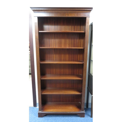 354 - Modern dark wood bookcase with five adjustable shelves, measuring 183 x 91 x 31 cm.