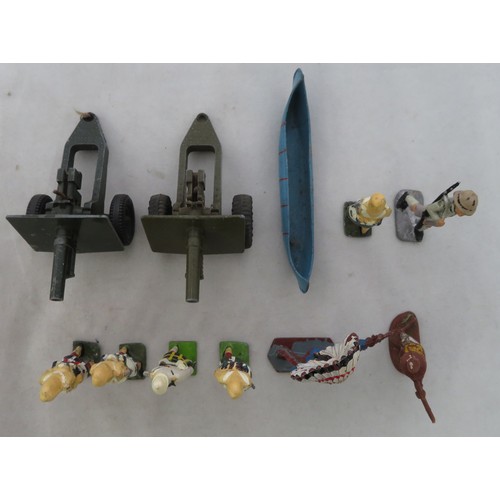 255B - Unboxed collection of metal and plastic toy soldiers, Wild West, Ceremonial, Colonial, etc., general... 