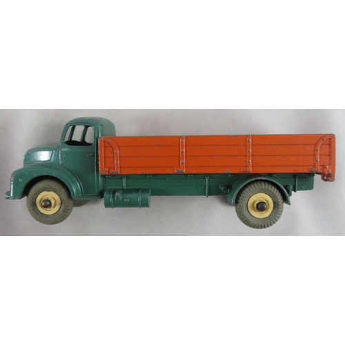 260A - Dinky. Pair of Leyland Comet Wagon No. 532, generally good plus to good in good to fair boxes (scuff... 