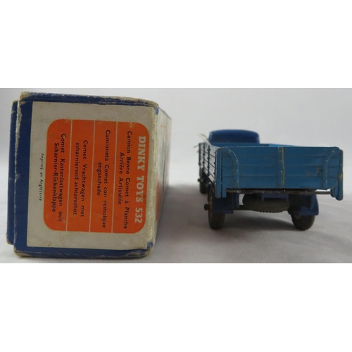 260A - Dinky. Pair of Leyland Comet Wagon No. 532, generally good plus to good in good to fair boxes (scuff... 