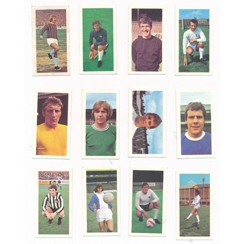 92 - Barratt & Co Ltd. 1970s Soccer Stars complete set of 50, generally excellent, with Bobby Moore, Geor... 