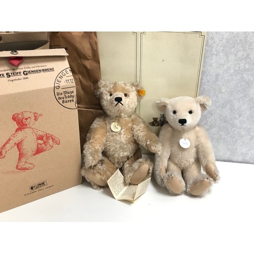 263 - Two 35cm Steiff bears, 406898 - a limited edition 1922 replica bear with growler from 2001, sometime... 