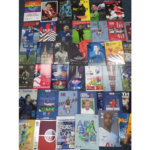 119 - Manchester United – 2019-2022 collection of very modern Manchester United away games, with Premier L... 