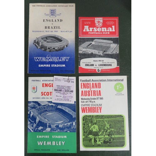 109 - England – 1945-1966 collection of England programmes including 1945 England vs France two-page progr... 