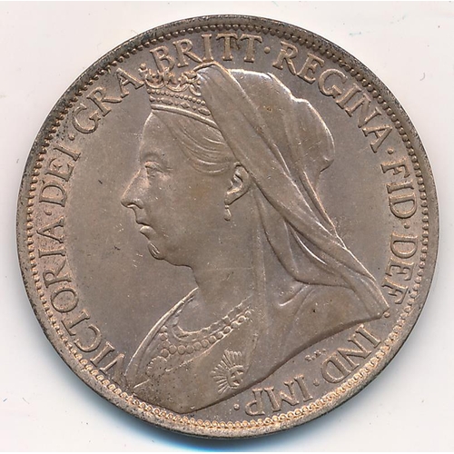 189 - 1900 penny about uncirculated with full lustre.