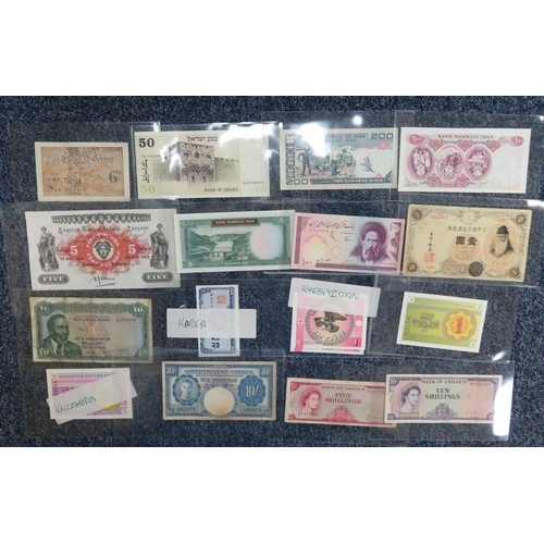 355 - World banknotes collection, in mixed condition, with many uncirculated, with ranges from Dutch Indie... 