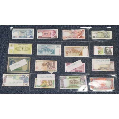 354 - World banknotes collection, in mixed condition, with many uncirculated, with ranges from Slovenia (4... 