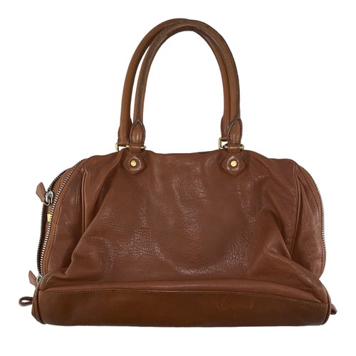 107 - Marc Jacobs – A Marc by Marc Jacobs classic Q brown leather handbag. 100% Lamb Leather, with makers ... 