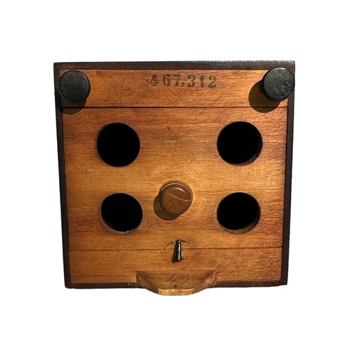 198 - Maelzel (Paris) metronome with wooden case, height 22cm.