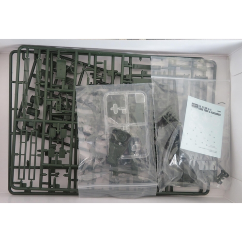 58 - Academy. 1/72nd scale US 2.5 Ton 6x6 Cargo Truck and accessories No. 13402, excellent in good plus b... 