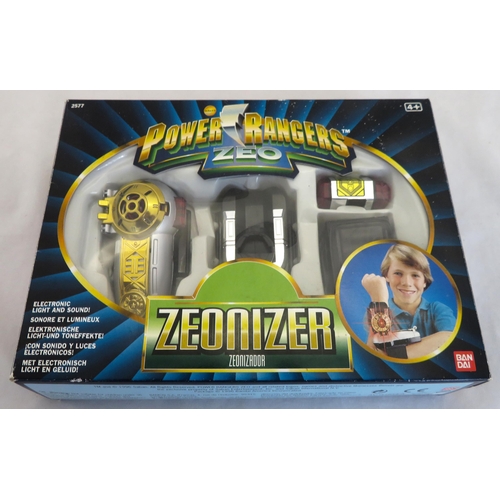 88 - Zeonizer. Ban Dai Power Rangers Zeo Zeonizer morpher. In original box, complete with both wrist stra... 