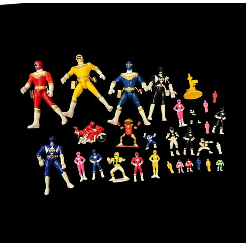 91 - Collection of early 1990’s loose Power Rangers figures, with Bandai 6” Evil Space Aliens including S... 