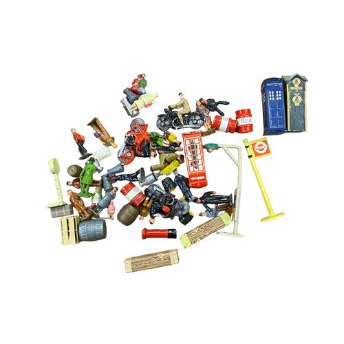 31 - Wardie Master Models. OO gauge accessories collection, generally excellent in good or better boxes, ... 