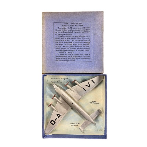 200 - Dinky. 1930s onwards pair of Aircraft, generally good plus to good in good or better boxes (small ro... 