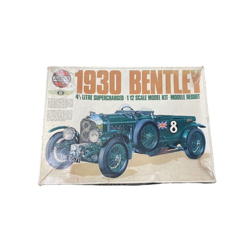 62 - Airfix. 1/12th scale model kit 1930 Bentley 4.5 Litre Supercharged No. 20440-8, part-made and some p... 