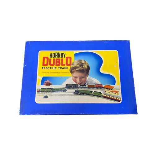 16 - Hornby Dublo. 3-rail Tank Passenger Train set No. EDP13, generally excellent to good plus in excelle... 