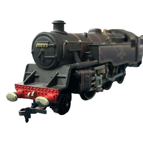 20 - Hornby Dublo. 2-rail  BR black 80033 2-6-4 Tank locomotive No. 2218, generally excellent in good plu... 