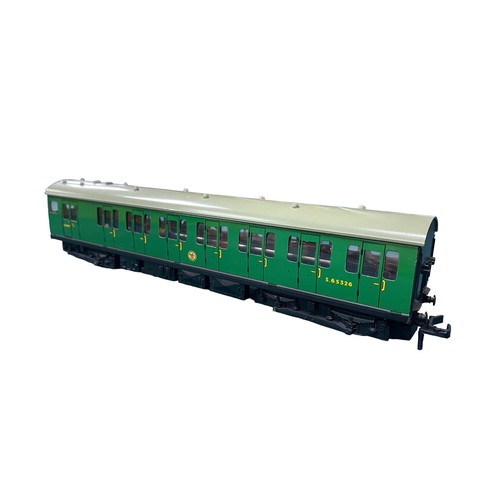 11 - Hornby Dublo. 2-rail  SR green Electric Motor Coach Brake/2nd  No. 2251, generally excellent in exce... 