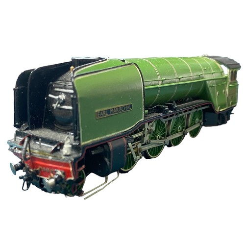 27 - Nu-cast. OO gauge kit built LNER 2002 Earl Marischal 2-8-2 locomotive and tender, generally excellen... 