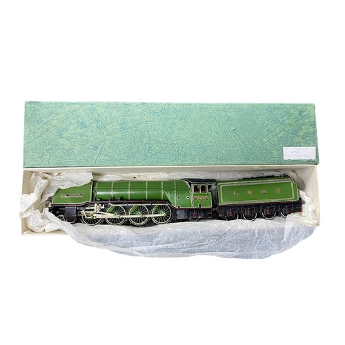 27 - Nu-cast. OO gauge kit built LNER 2002 Earl Marischal 2-8-2 locomotive and tender, generally excellen... 