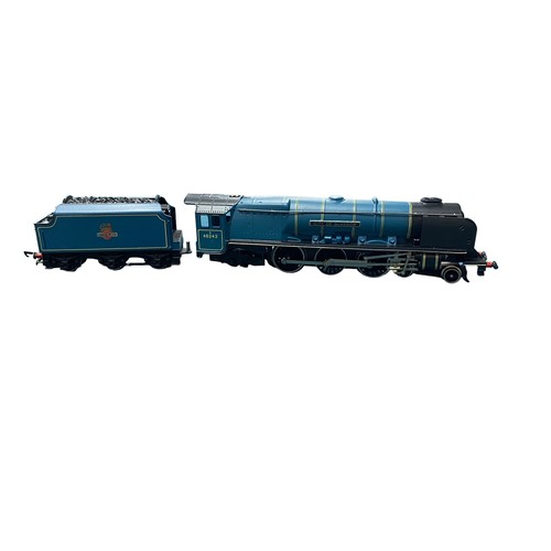 34 - Wrenn. BR blue 46242 City of Glasgow 4-6-2 locomotive and tender No. 2229, generally excellent in ex... 