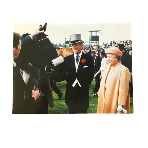 850 - 1992 Christmas Card from HM The Queen Elizabeth II with printed photo on front cover showing The Que... 