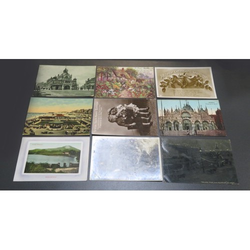 669 - Postcard collection in 2 albums approx. 400, with odd RP noted including Wooten Wawen, South End Hen... 