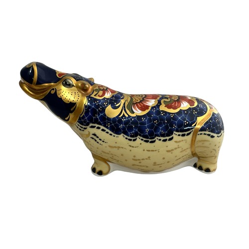 58 - Royal Crown Derby Hippopotamus Paperweight, Gold backstamp edition with gold stopper. 21 cm in lengt... 