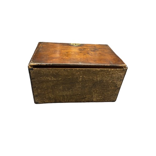 502 - 7 drawer wooden box with brass carrying handles and cover to front (hinges to cover are broken), wid... 