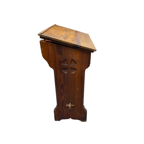 512 - Late 19th Century pine lectern made by Plucknett & Steevens, with plaque reading 