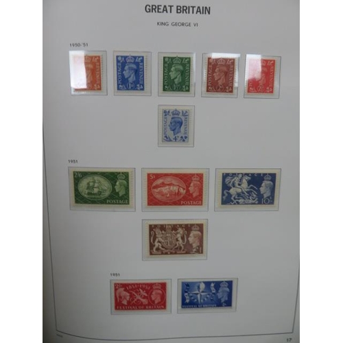 614 - Great Britain. 1840-1970 collection in hingeless SG Davo album including 1840 1d and 2d U, SP incl 1... 