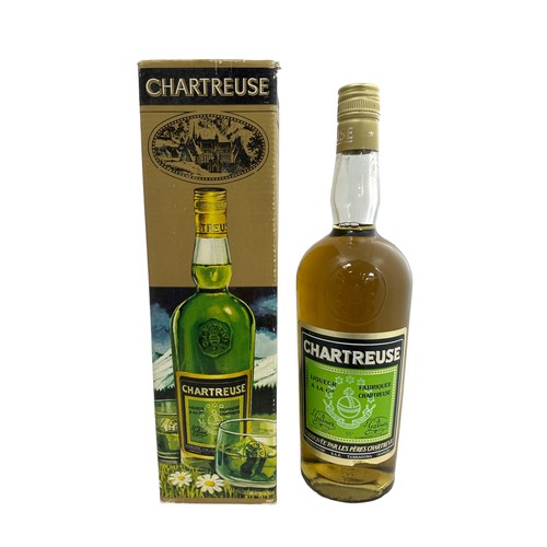 99 - Chartreuse Liqueur green label, in presentation box, 55° proof.