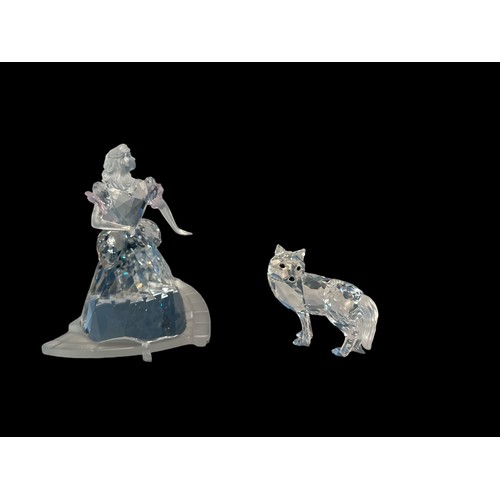 236 - Swarovski crystal Fairy Tale figures. Cinderella, missing slipper (7550 000 008), boxed no certficat... 