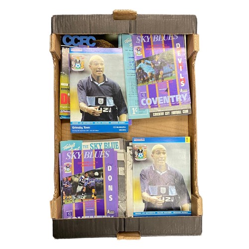 722 - Coventry City - A selection of over 1400 Football matchday programmes in 12 fruit trays. Mainly Cove... 