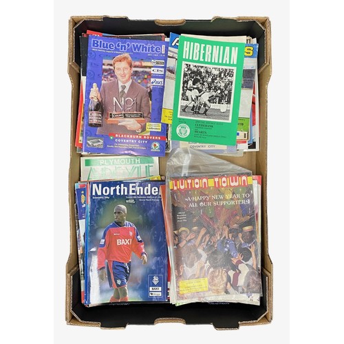 722 - Coventry City - A selection of over 1400 Football matchday programmes in 12 fruit trays. Mainly Cove... 