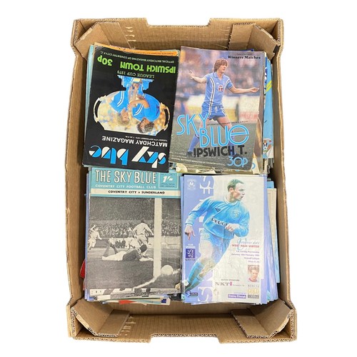 722 - Coventry City - A selection of over 1400 Football matchday programmes in 12 fruit trays. Mainly Cove... 