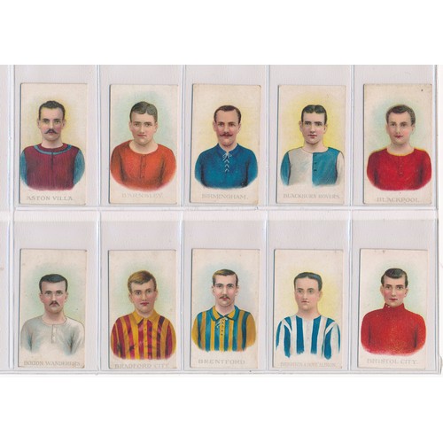 789 - Wills Scissors / Special Army Quality Issue 1907 Football Club Colours complete set of 50 in good to... 