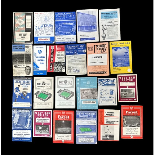 723 - Mainly 1960's football programmes (120+), including internationals, cup fixtures, friendlies, Scotti... 