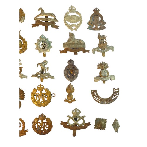 160 - Selection of various cap badges, some more interesting examples, to include; RAF (x2), Royal Artille... 