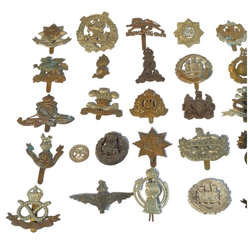 160 - Selection of various cap badges, some more interesting examples, to include; RAF (x2), Royal Artille... 