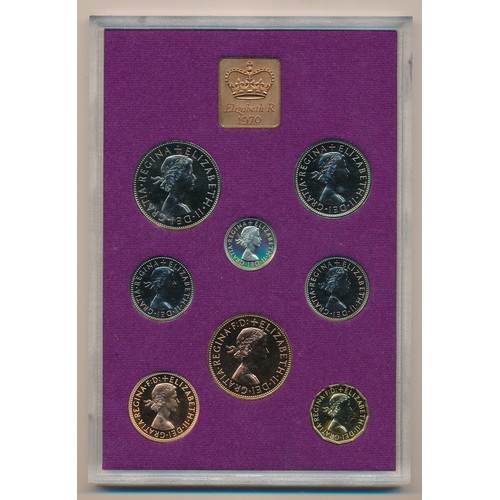 346 - Collection with mint coin sets Australia 1988 (2, both cellophane sealed), GB proof cased sets FDC 1... 