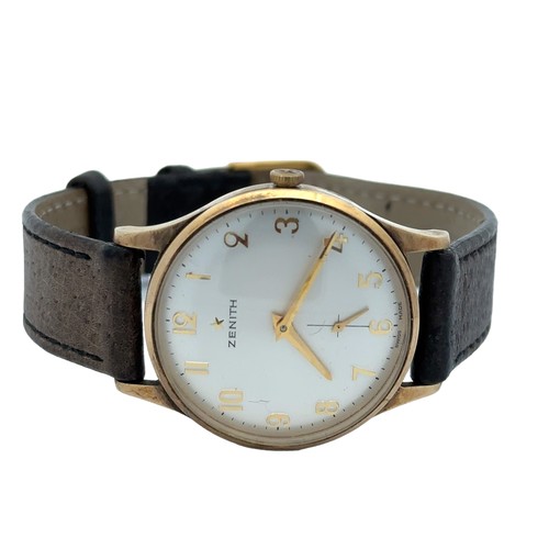 618 - A gents Zenith wristwatch wth leather strap. Inscribed on back. Watch is ticking.