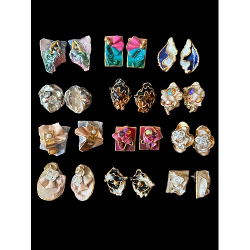 507 - 12 pairs of Amy Lacombe earrings