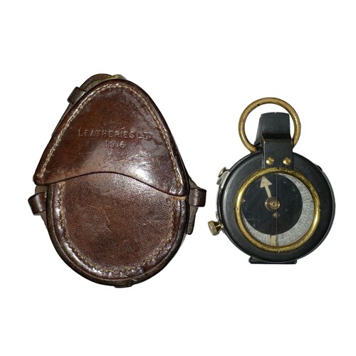 184 - A First World War (WW1) British Verner’s Pattern Compass 1917, with leather case. Reverse reads F-L ... 