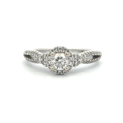 417 - A Vera Wang 'Love' diamond ring, size   . Total diamond weight approx 0.7ct.  Ring is 18ct white gol... 