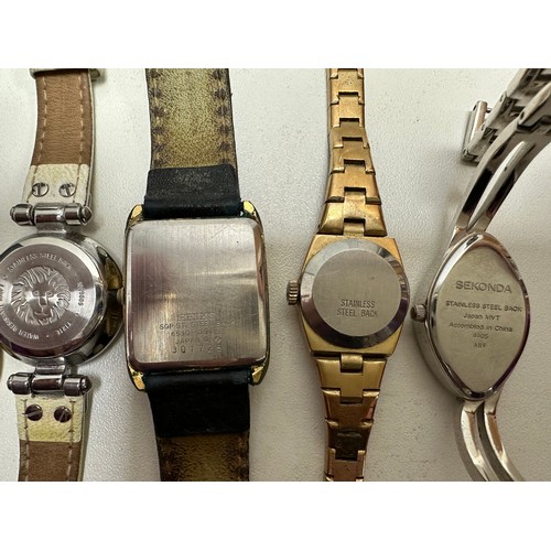 637 - A group of 10 watches , including 2 Seiko watches and others by Sekonda, Ted Baker, Casio Baby G, Tr... 