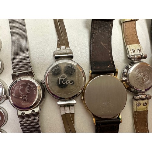 637 - A group of 10 watches , including 2 Seiko watches and others by Sekonda, Ted Baker, Casio Baby G, Tr... 