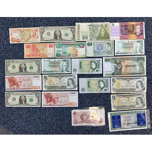 257 - World banknotes (23) from Australia, Canada, Greece, GB, Ireland, USA and others, in mixed condition... 