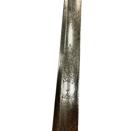 58 - George III double kidney guard sword (damaged), etched to both sides of blade. Wire handle with bras... 